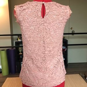 Lace Sleeveless Blouse